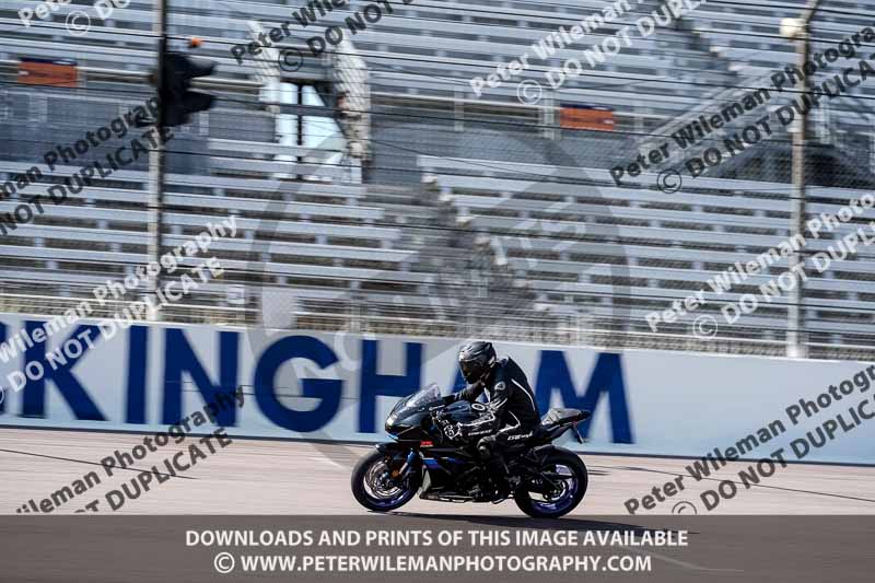 Rockingham no limits trackday;enduro digital images;event digital images;eventdigitalimages;no limits trackdays;peter wileman photography;racing digital images;rockingham raceway northamptonshire;rockingham trackday photographs;trackday digital images;trackday photos